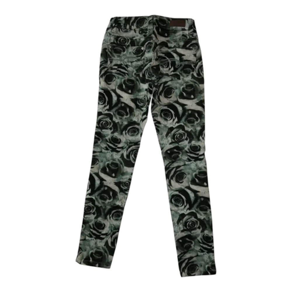 Justice premium girls green and black rose‎ jeggings size 12